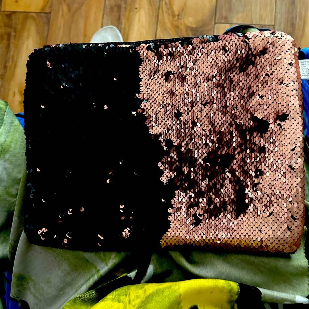 Two-Tone Clutch Purse
